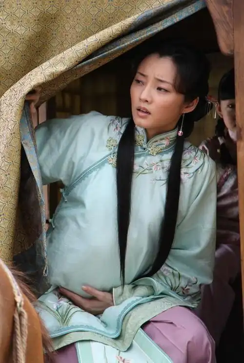 打狗棍刘芊含挑战女神角色小家碧玉有气场