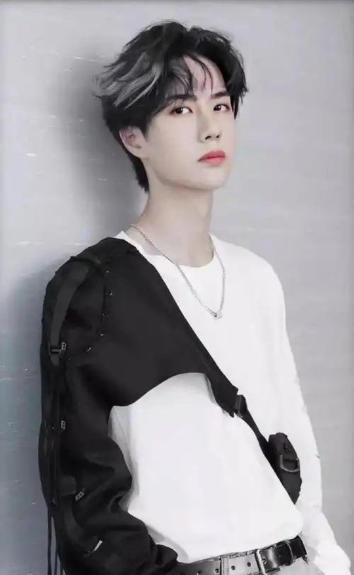 王一博霸气解约后国产运动品牌喊话与其合作网友最强捡漏王