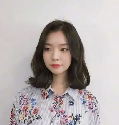 好看的短发发型图片女,好看又仙气的女生短发发型_发型造型_宝妈时尚