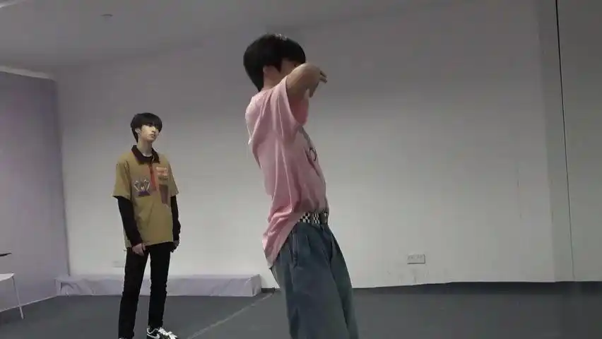 【刘耀文】love shot 幺儿随便扭扭都有那感觉了哈哈哈哈