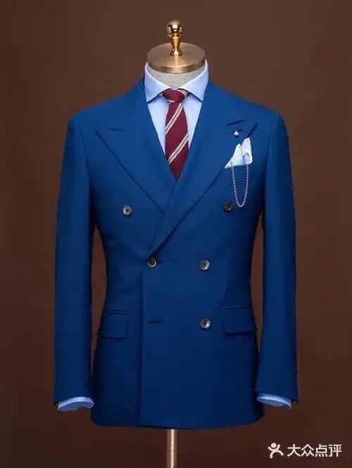 定制西服绅装爱好者海军蓝布雷泽西服鉴赏