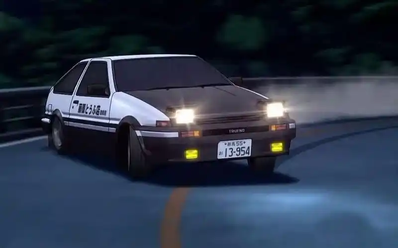 吵闹小怪兽藤原拓海ae86头文字d车型详解第1期