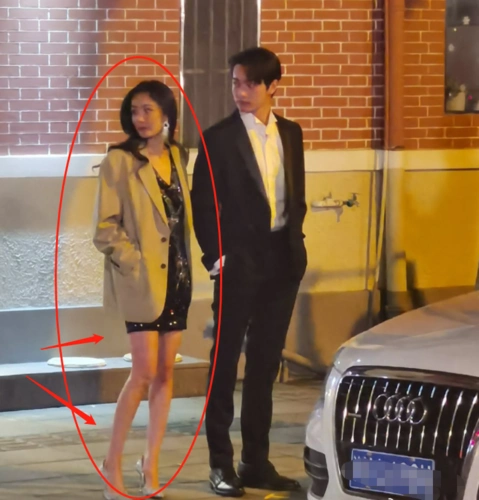 《二八定律》新路透,杨幂许凯同框好甜,没有精修女方的腿太真实