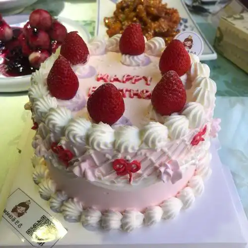 超好看的生日蛋糕一点都没有翻车