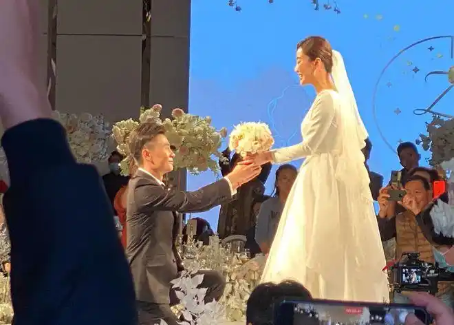 恭喜李雪导演大婚孔笙为其证婚新娘是伪装者中的丫环