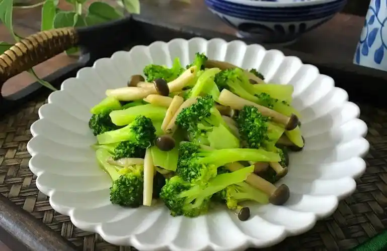 快过年了,分享10道小炒素菜,清爽开胃解油腻,比大鱼大肉受欢迎