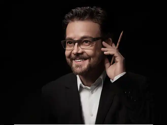 摄影师于贺作品《设计师肖像一组》