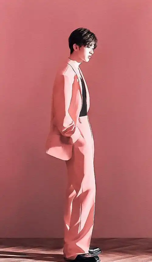 蔡徐坤在演艺道路上还会不断带来更多精彩,我们也将期待他未来的作品