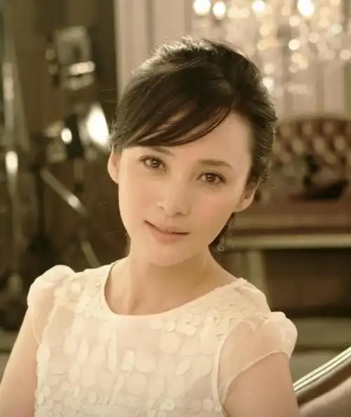 蒋勤勤年轻时惊为天人的美(蒋勤勤个人资料及图片) – 抖音库