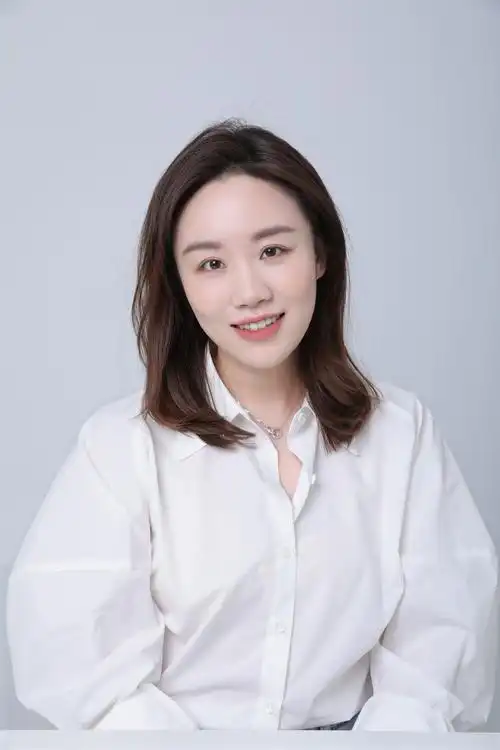 p>钱昱帆,昵称钱夫人,1991年7月出生于浙江省衢州市,毕业于 a target