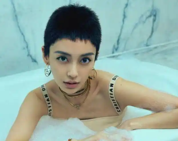 然而,为了追求时尚,娱乐圈的女明星也会尽量保持身材矮小.