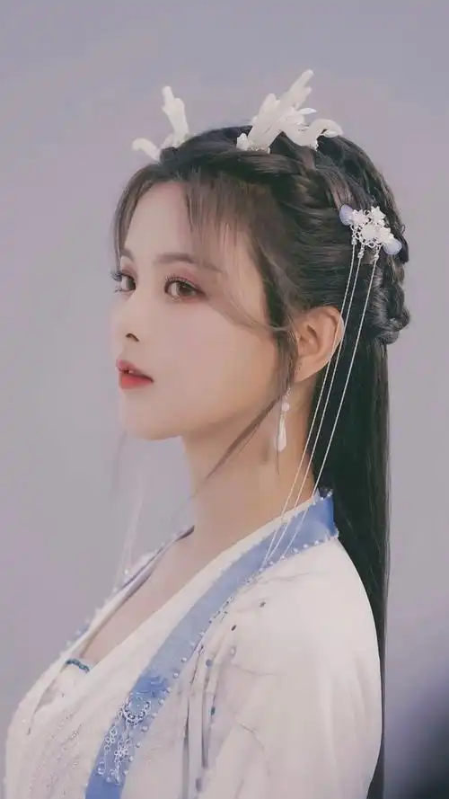 杨超越古装写真