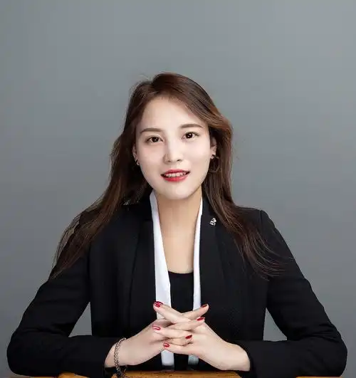 深圳职业形象照女生商务形象照职业形象照女士时尚形象照女士形象照