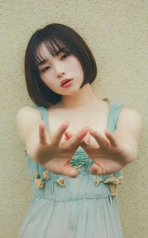 19岁的日本短发美女,清纯活力好身材灵气满满!_宇宫_未来_演艺