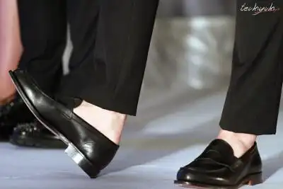 李易峰 我就是超级喜欢看他的脚