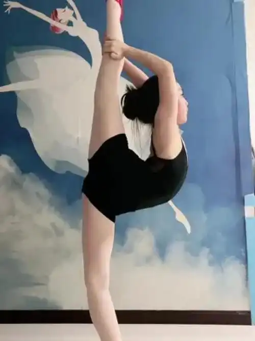 一字马 #舞蹈基本功练习