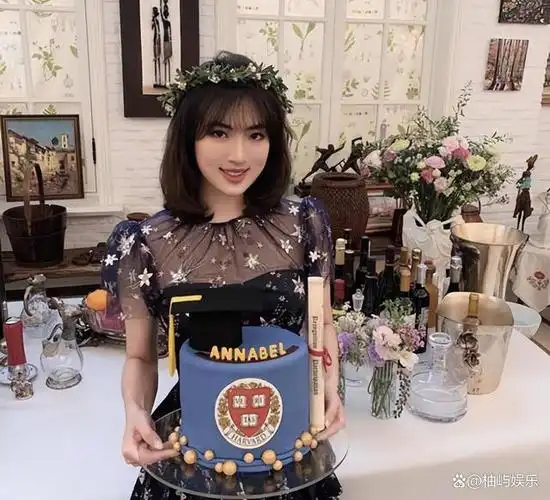 近些年,富二代星二代女演员逐渐增多,但演技和颜值并不一定出色