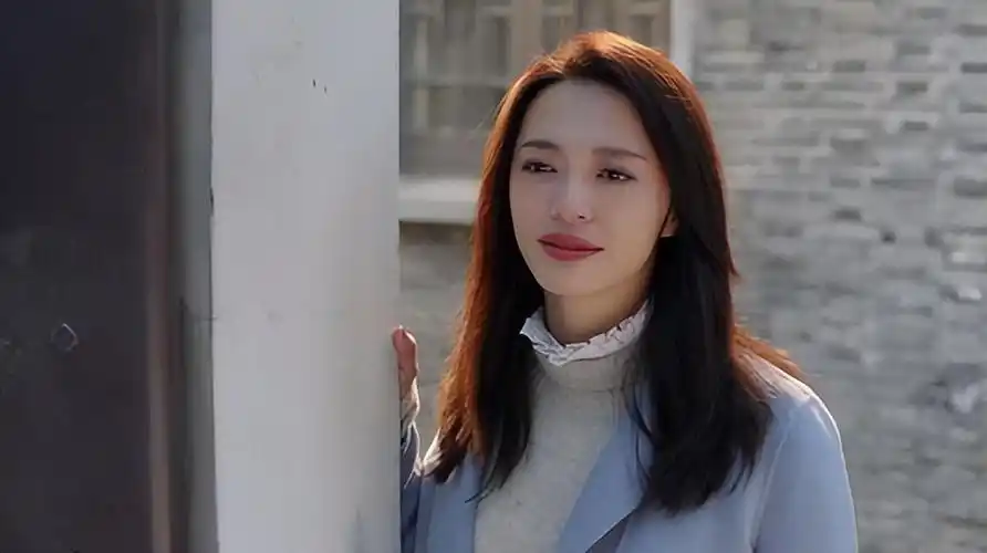 对自我的管理我特别喜欢苏明玉的气质和穿搭风格,我