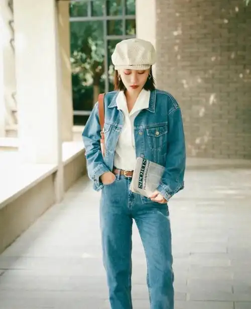 牛仔衣搭配(牛仔女外套套装全部图片) - 月牙知识库