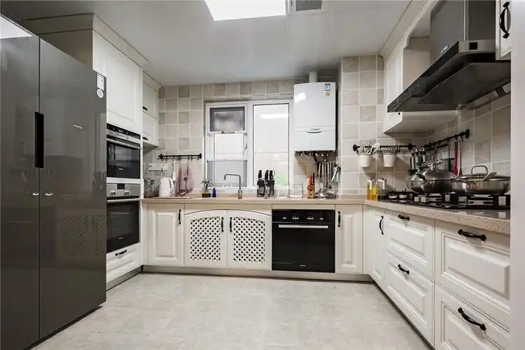 中建壹品澜荟现代简约厨房效果图