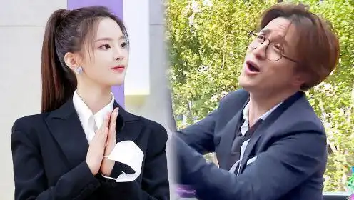 薛之谦清唱《演员》,杨超越笑不停