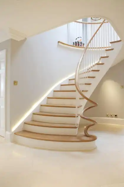 复式房楼梯设计图片