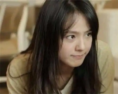 《荷尔蒙》是由08年的同名泰国电影《荷尔蒙》改编而来的电视剧,由松