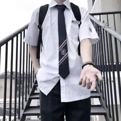 学院校园风男生头像