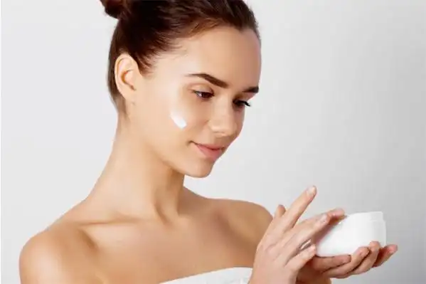擦化妆品的正确步骤是什么
