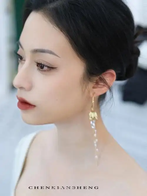 五官大气的新娘