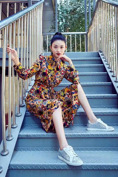 人气歌手魏伽妮photobylouise路君