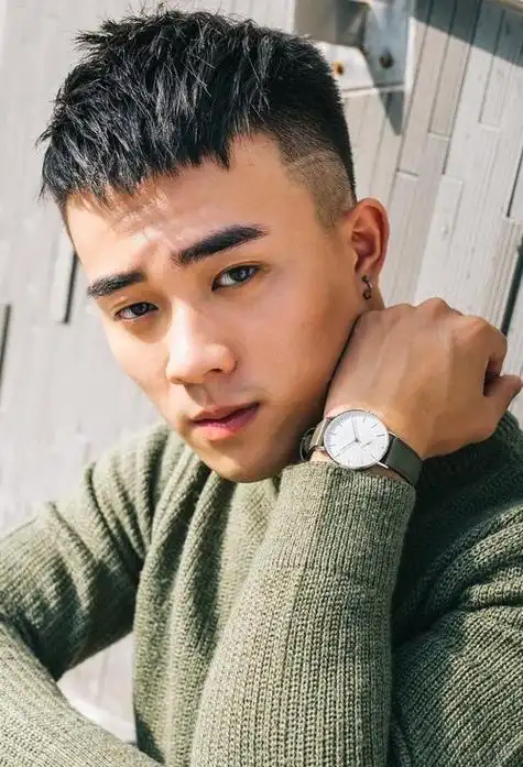 男生两边铲帅气短发欣赏,短发图片,发型图片