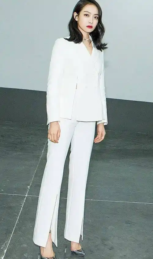 宋茜女神的尖头高跟鞋_明星_白色_黑色