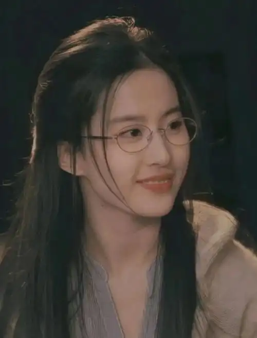 刘亦菲恋爱通告