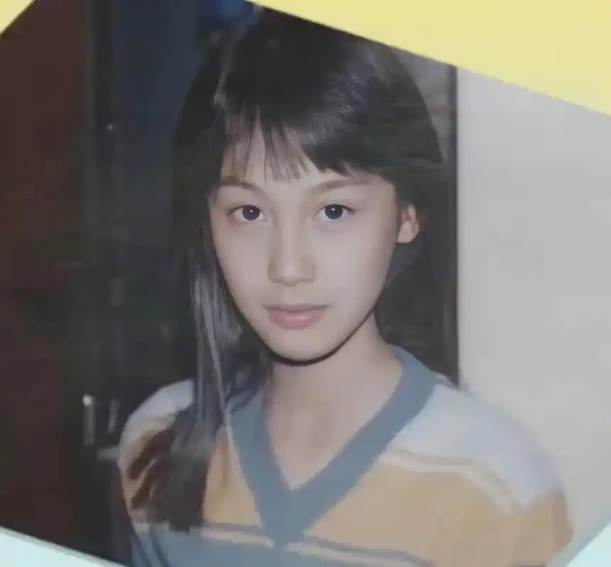 朱茵年轻时真漂亮,难怪紫霞仙子玩得那么销魂[尬笑]