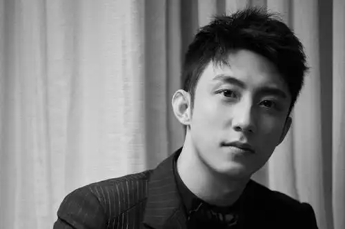 小虎牙大长腿,最帅的黄景瑜,你怎么能不知道他呢