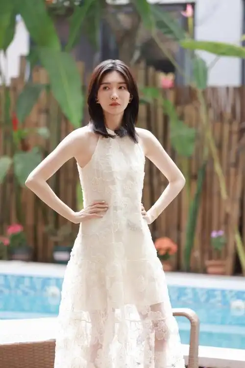 记#好友剧照】"花少好友旅行社"又添新成员欢迎活力江江@江疏影回归!