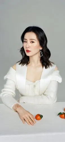 美女明星刘诗诗端庄白礼服写真,高清图片,手机壁纸