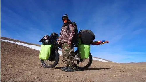 你可以去穿越无人区,但你永远成为不了一个探险家