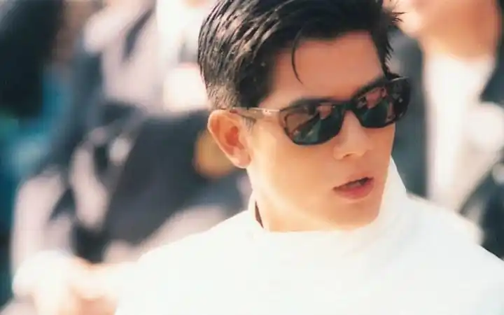 【郭富城】2000年台湾金曲奖现场表演 超强10分钟经典金曲串烧_哔哩