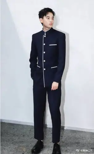 网曝胡先煦高考成绩297分 只比分数线高出10分,惊现过关