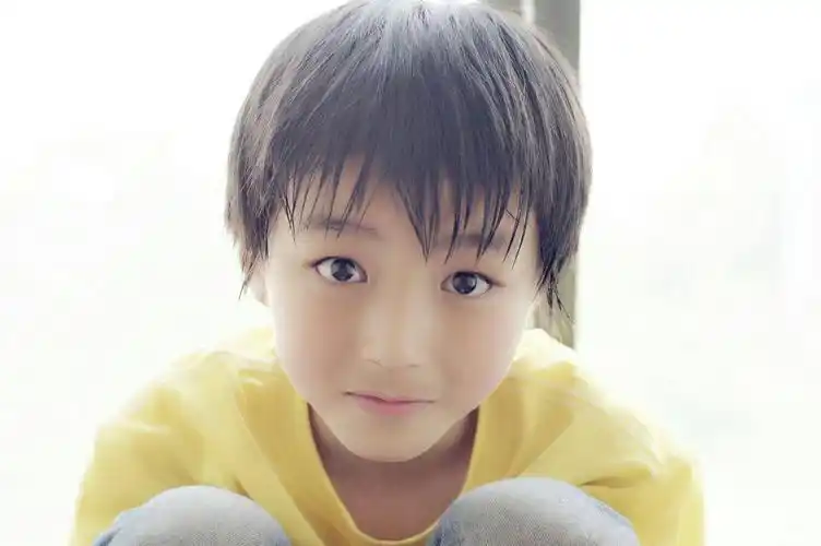 王俊凯,突然的一次发现小土豆已经长成了一个小帅哥,有一种看着他长大