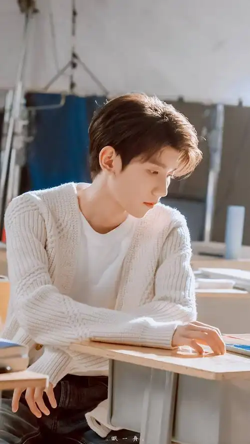 带你吹吹风吧从屮祈屮i转采于2021-11-03 16:28:59王源王源带你吹吹风