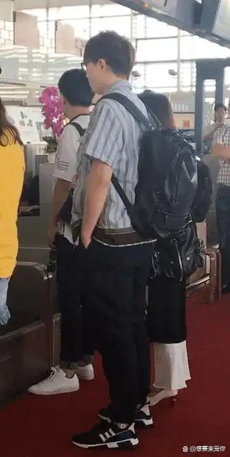 长相与身高不符是什么样子?这几位明星告诉你答案