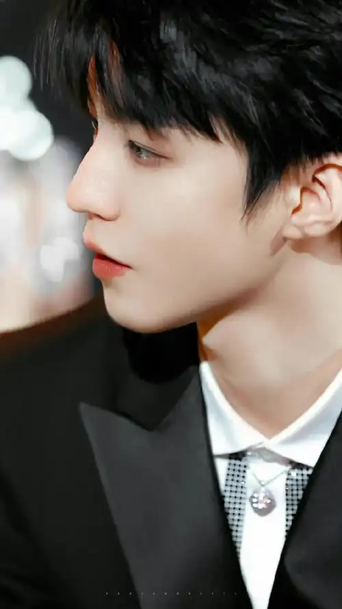 王俊凯#|98侧脸杀手03