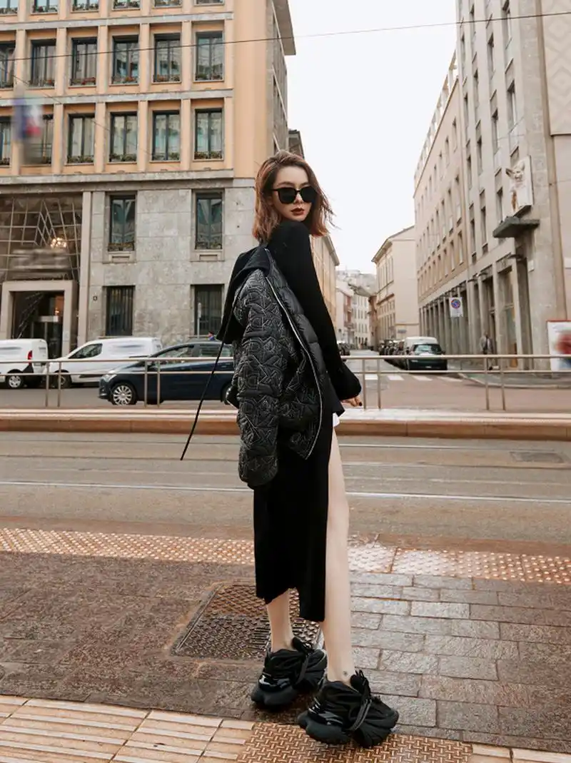 戚薇的魅力街拍