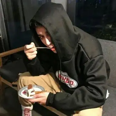 帅气男生头像霸气冷酷无情超酷男生真人高清微信头像图片