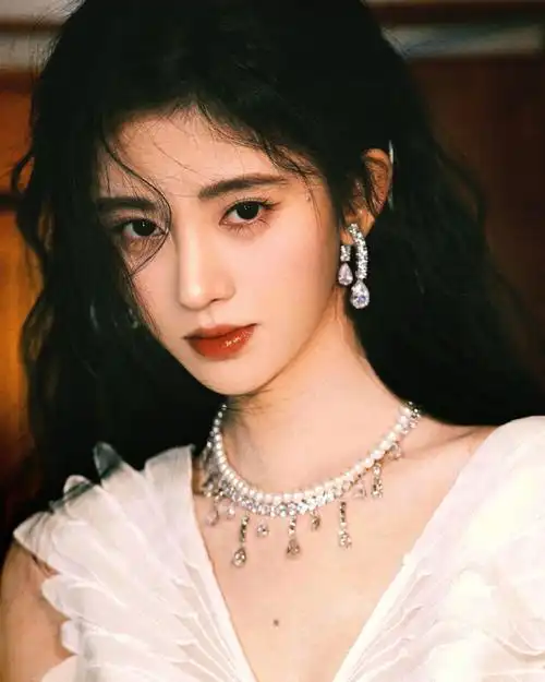 鞠婧祎 《0.2s》