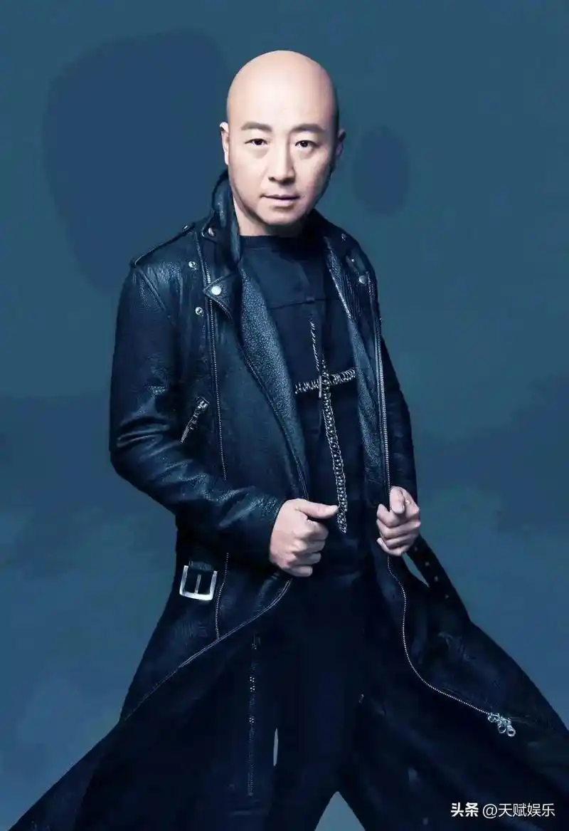 上学时候的我最喜欢的摇滚歌手,现在是一样喜欢你周晓鸥 - 抖音