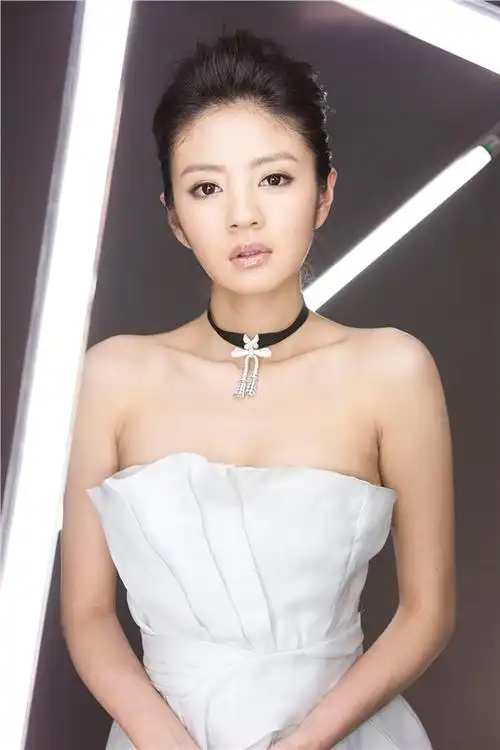 安以轩六月大婚,时光不会辜负虔诚的人